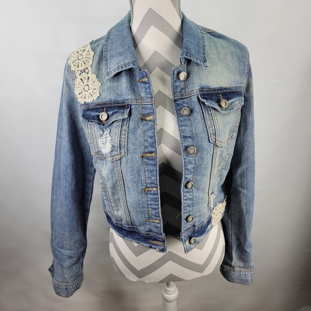 Hot Kiss Lace Accents Denim Jacket Size Medium 80's Vibes